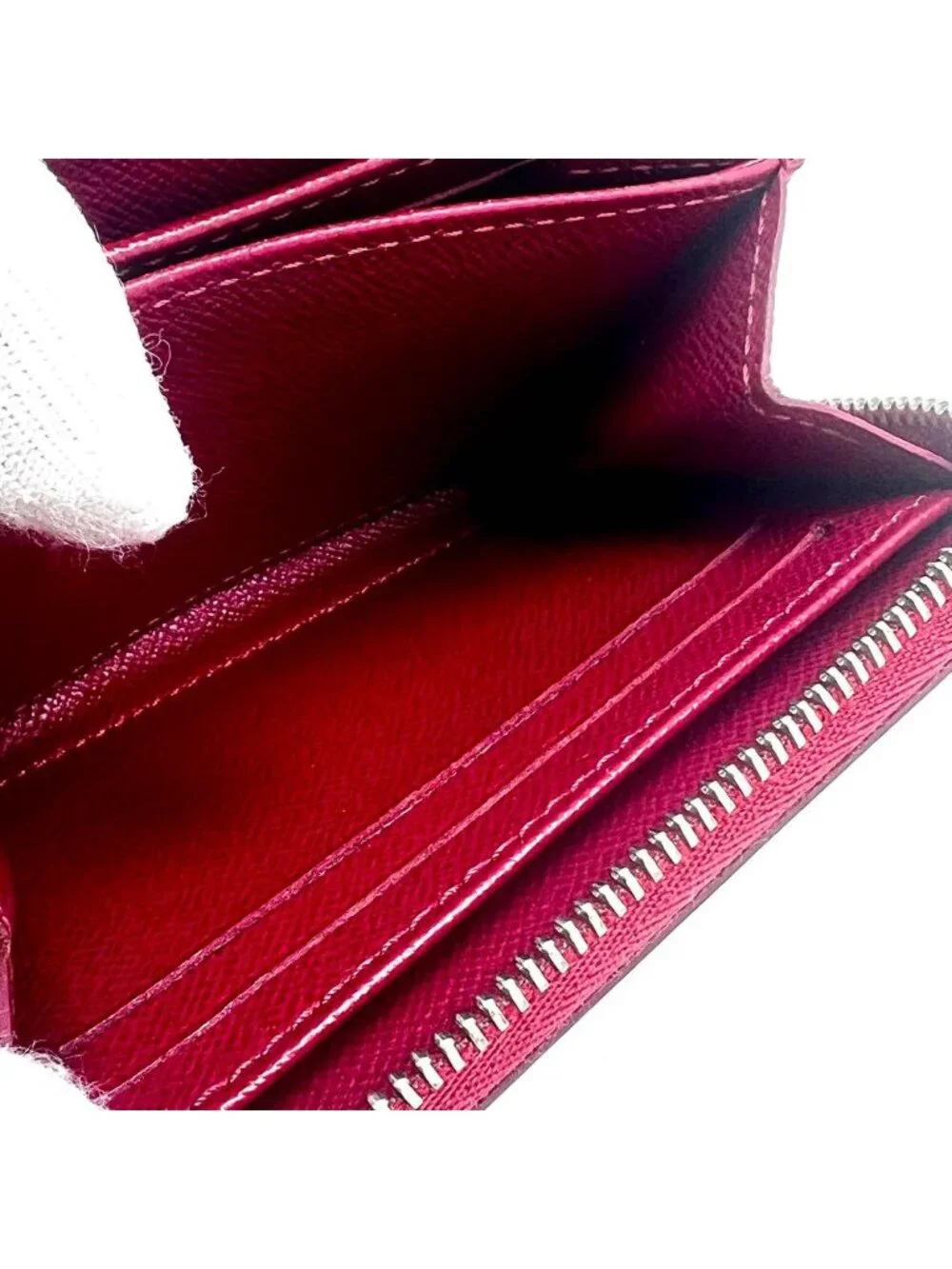Louis Vuitton Epi Fuchsia Pink Zippy Coin Purse